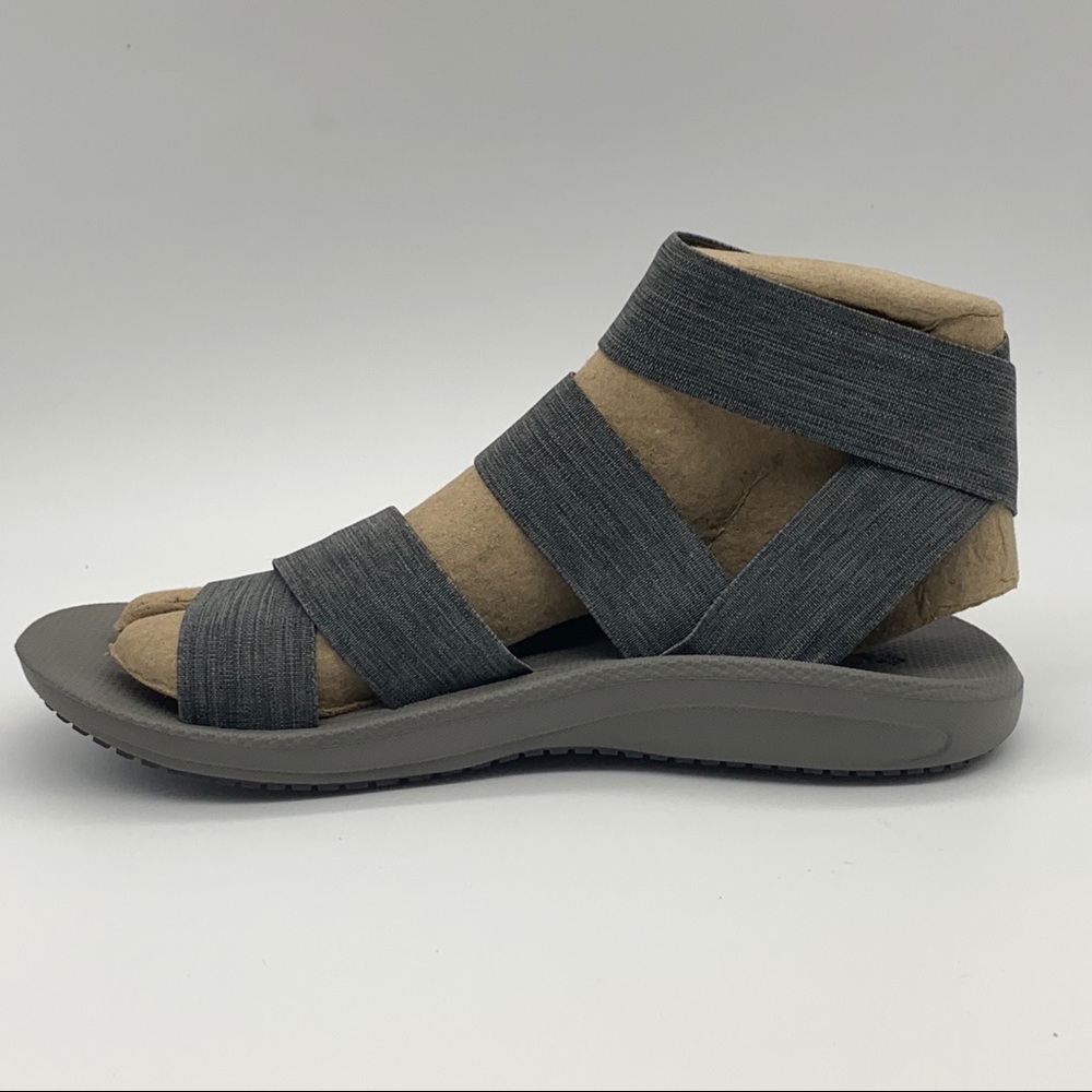 Columbia Women's BARRACA Strap Sandal